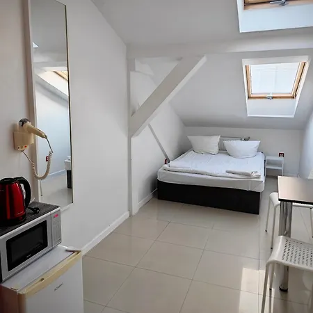 Apartment Hoza Attic Warsaw