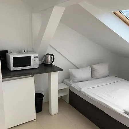 Hoza Attic