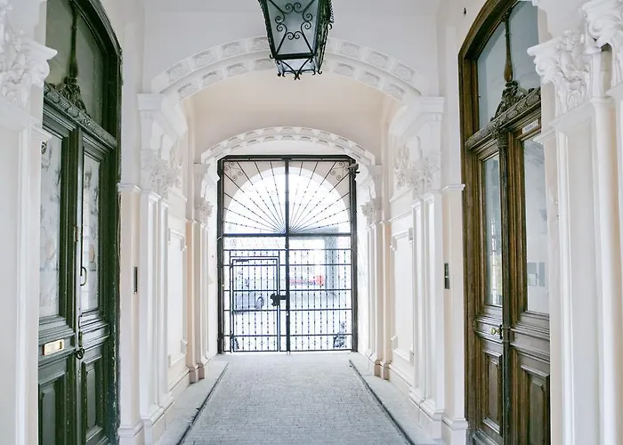 Hoża Attic Apartament *