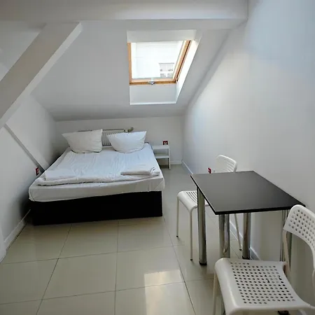Hoza Attic * Варшава
