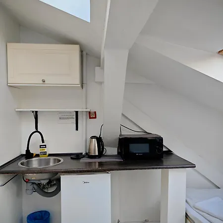 Hoza Attic Apartman Varsó